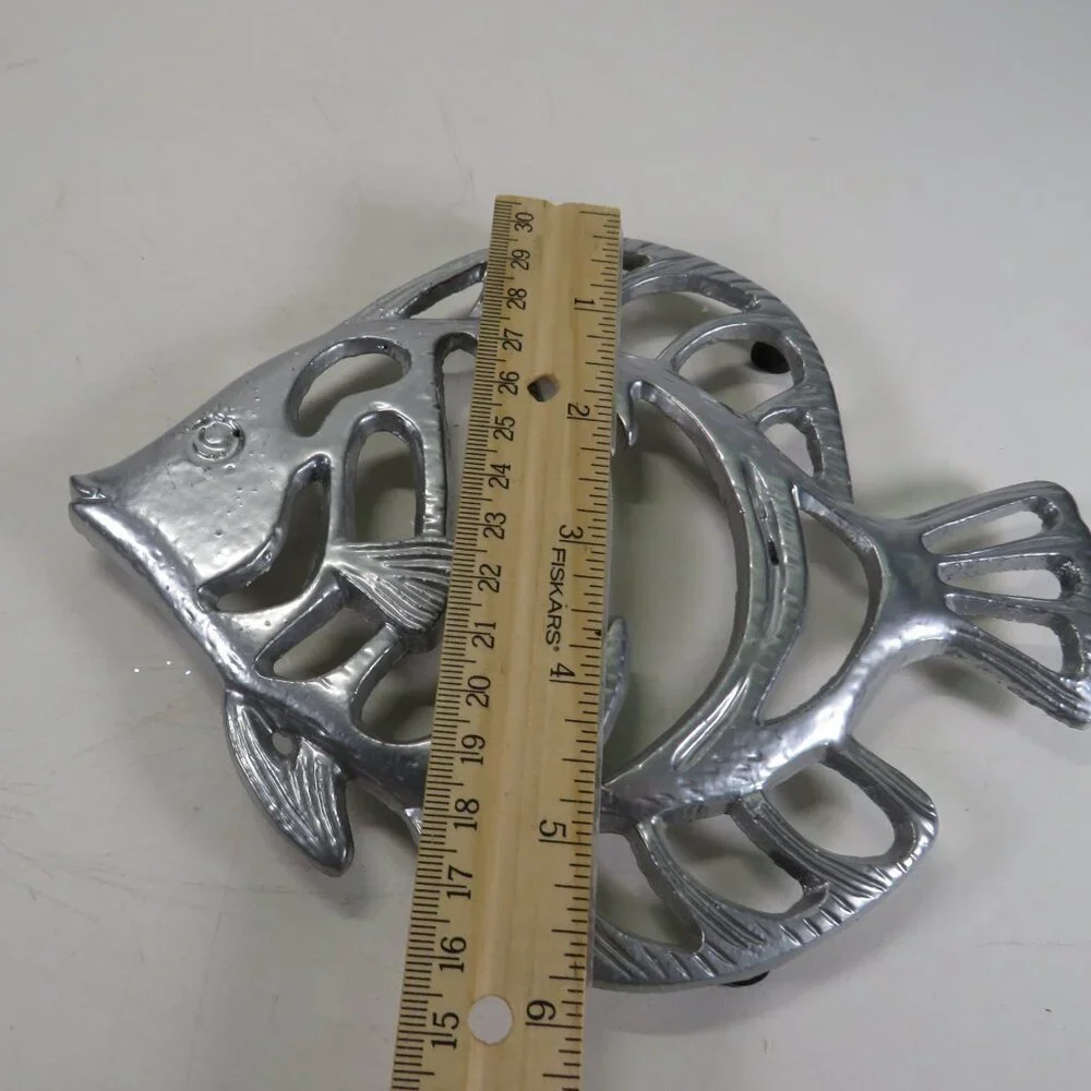 Fish Metal Trivet 6x7.5